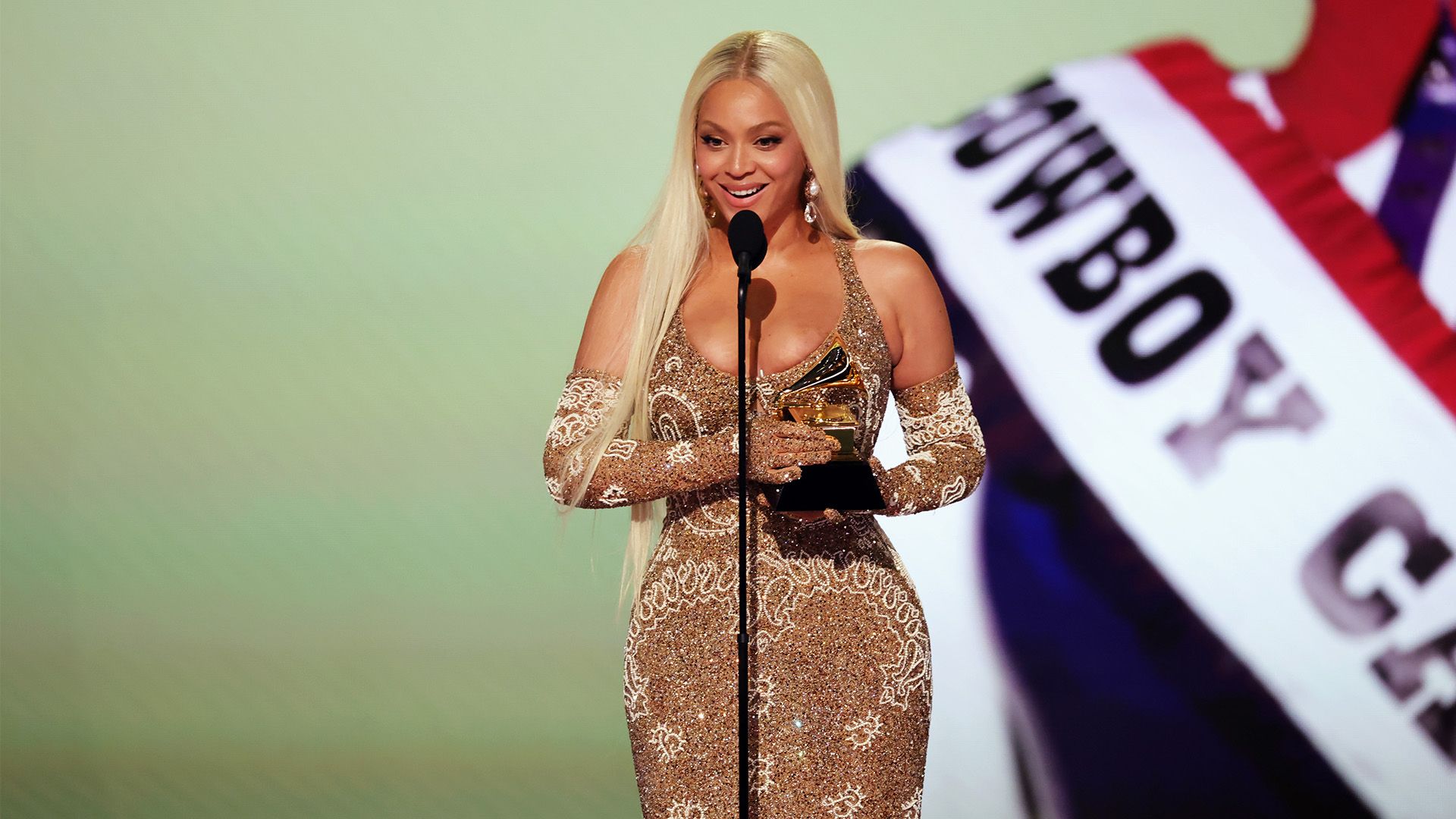 更多选择 更多选择