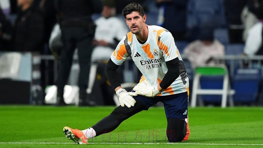 库尔图瓦:利物浦不是去年那支球队 后防更脆弱 库尔图瓦:利物浦不是去年那支球队 后防更脆弱